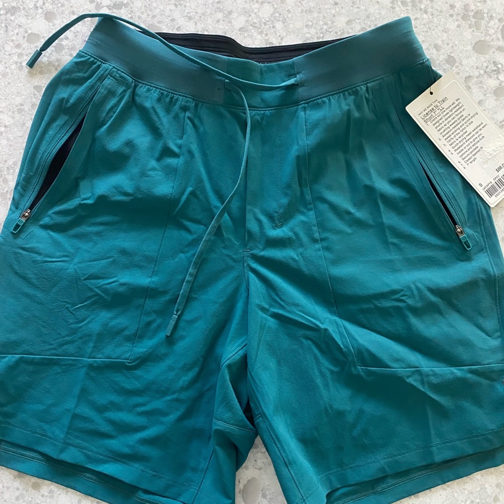 Lululemon Short License to Train 7”